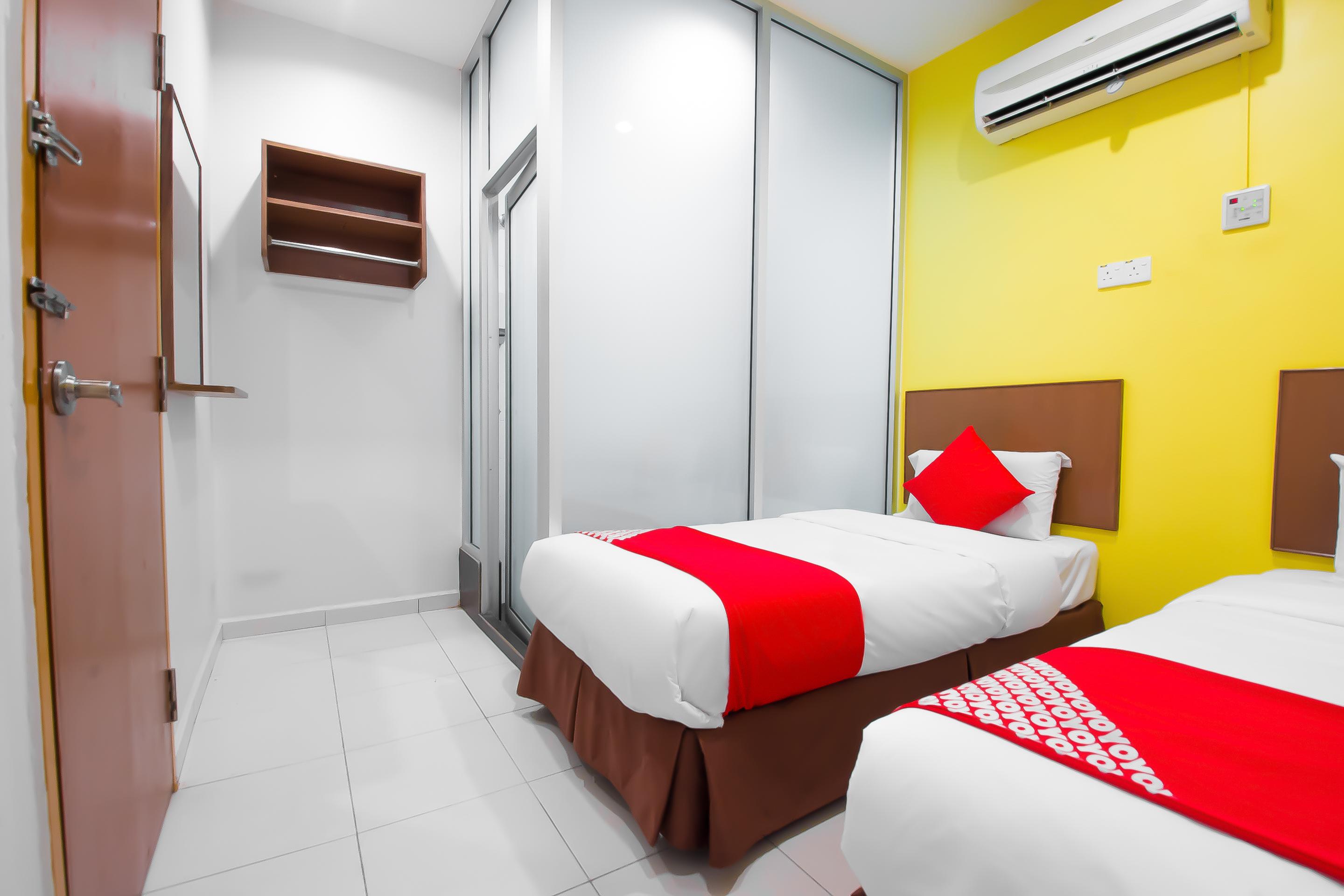 Oyo 582 Hotel Walk Inn Kampong Pasir Puteh  Ngoại thất bức ảnh