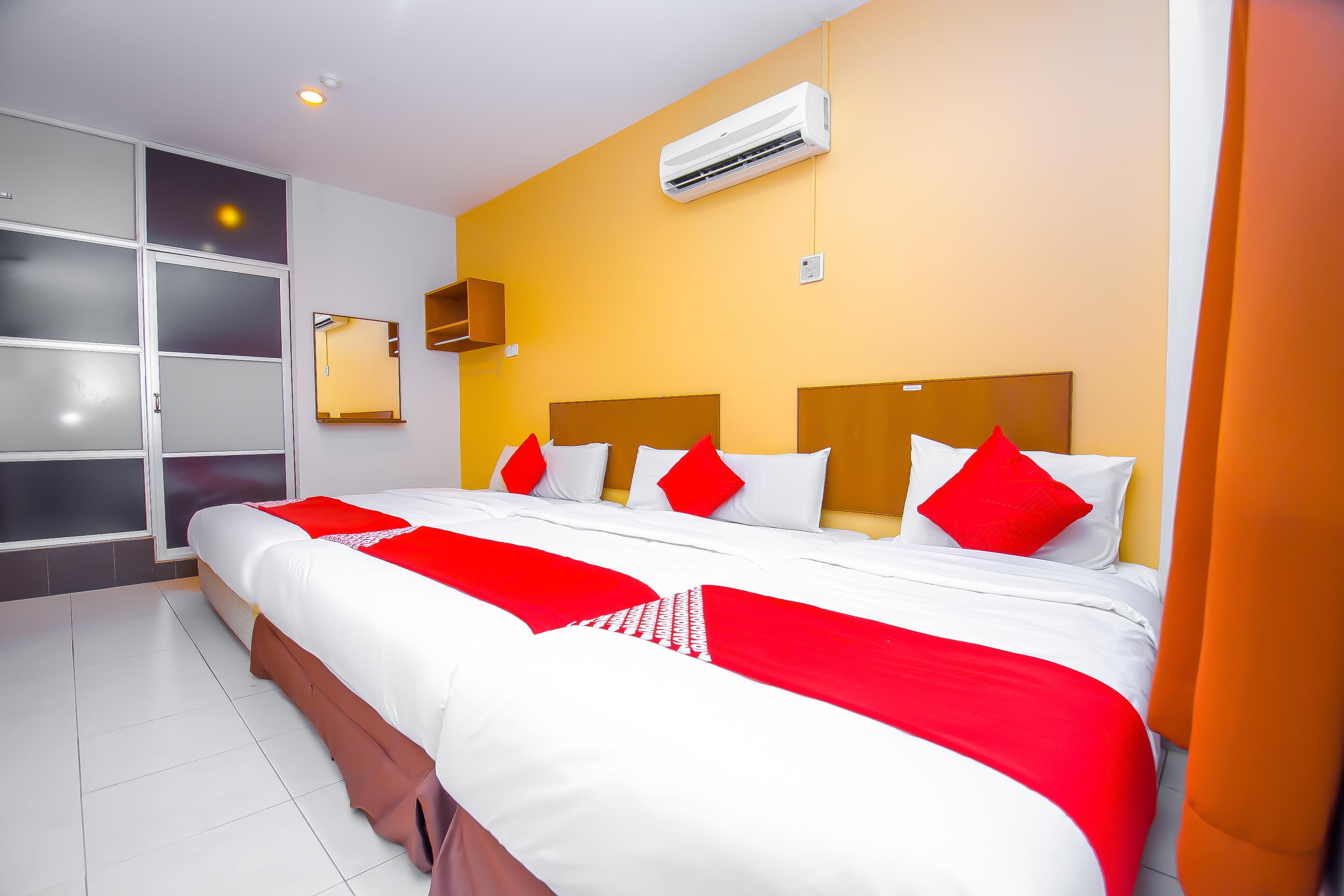 Oyo 582 Hotel Walk Inn Kampong Pasir Puteh  Ngoại thất bức ảnh