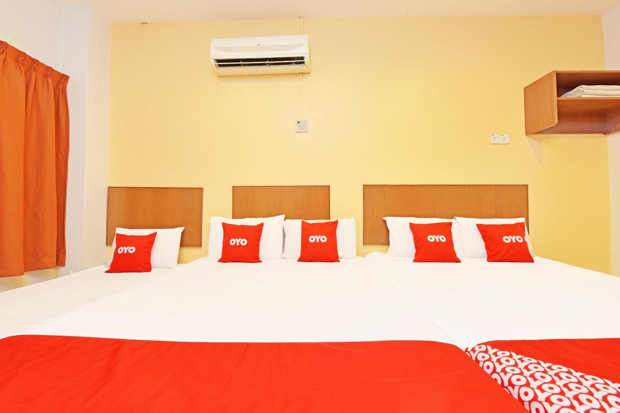 Oyo 582 Hotel Walk Inn Kampong Pasir Puteh  Ngoại thất bức ảnh