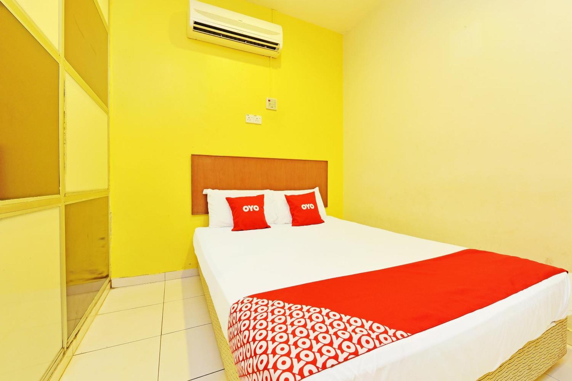 Oyo 582 Hotel Walk Inn Kampong Pasir Puteh  Ngoại thất bức ảnh