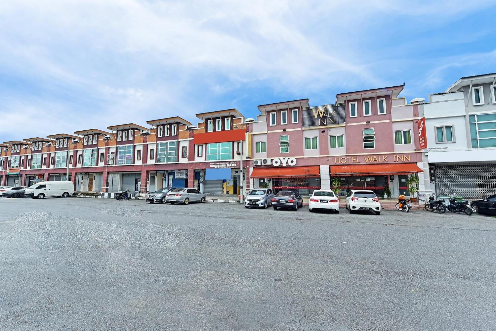 Oyo 582 Hotel Walk Inn Kampong Pasir Puteh  Ngoại thất bức ảnh