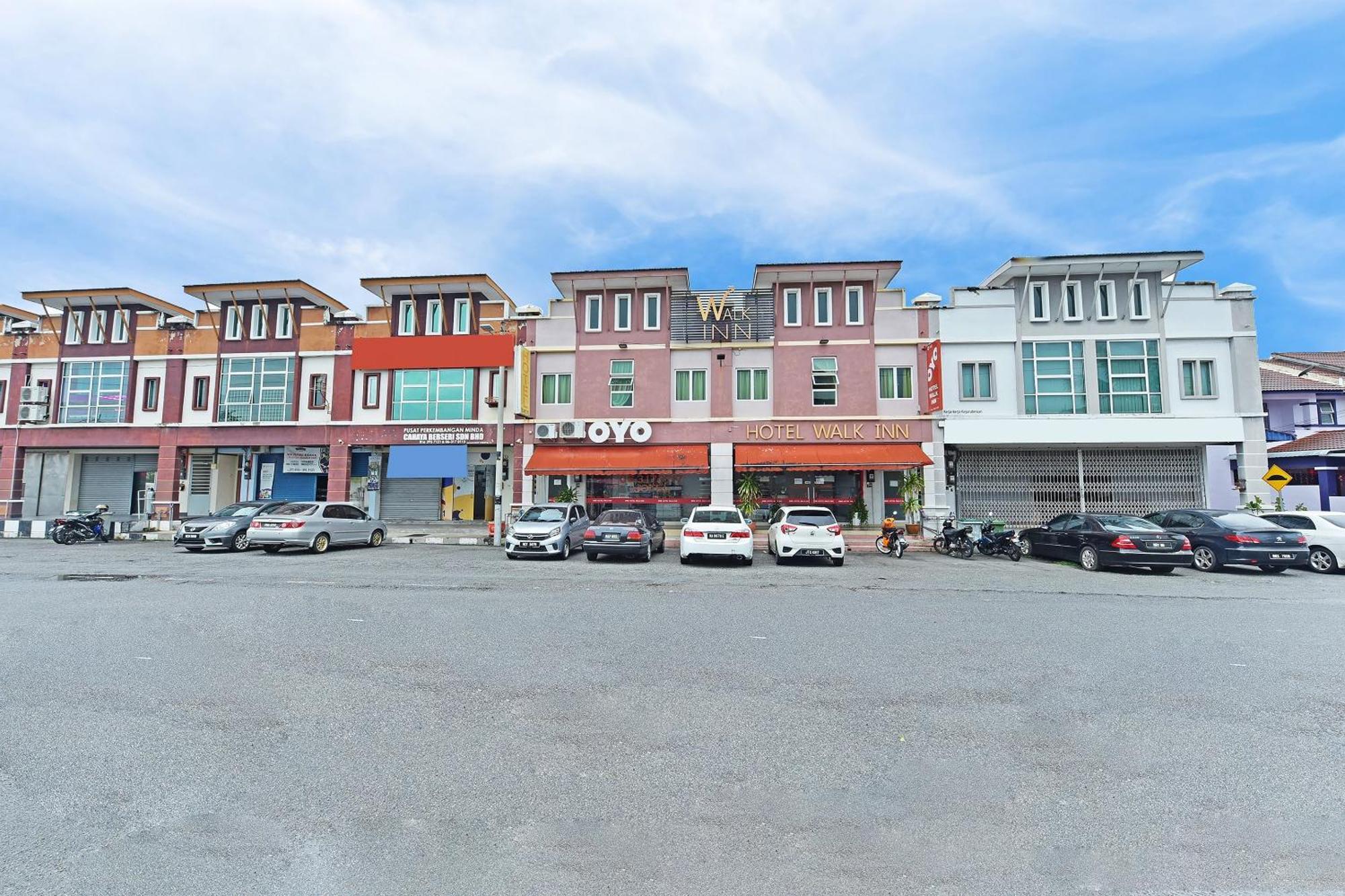 Oyo 582 Hotel Walk Inn Kampong Pasir Puteh  Ngoại thất bức ảnh