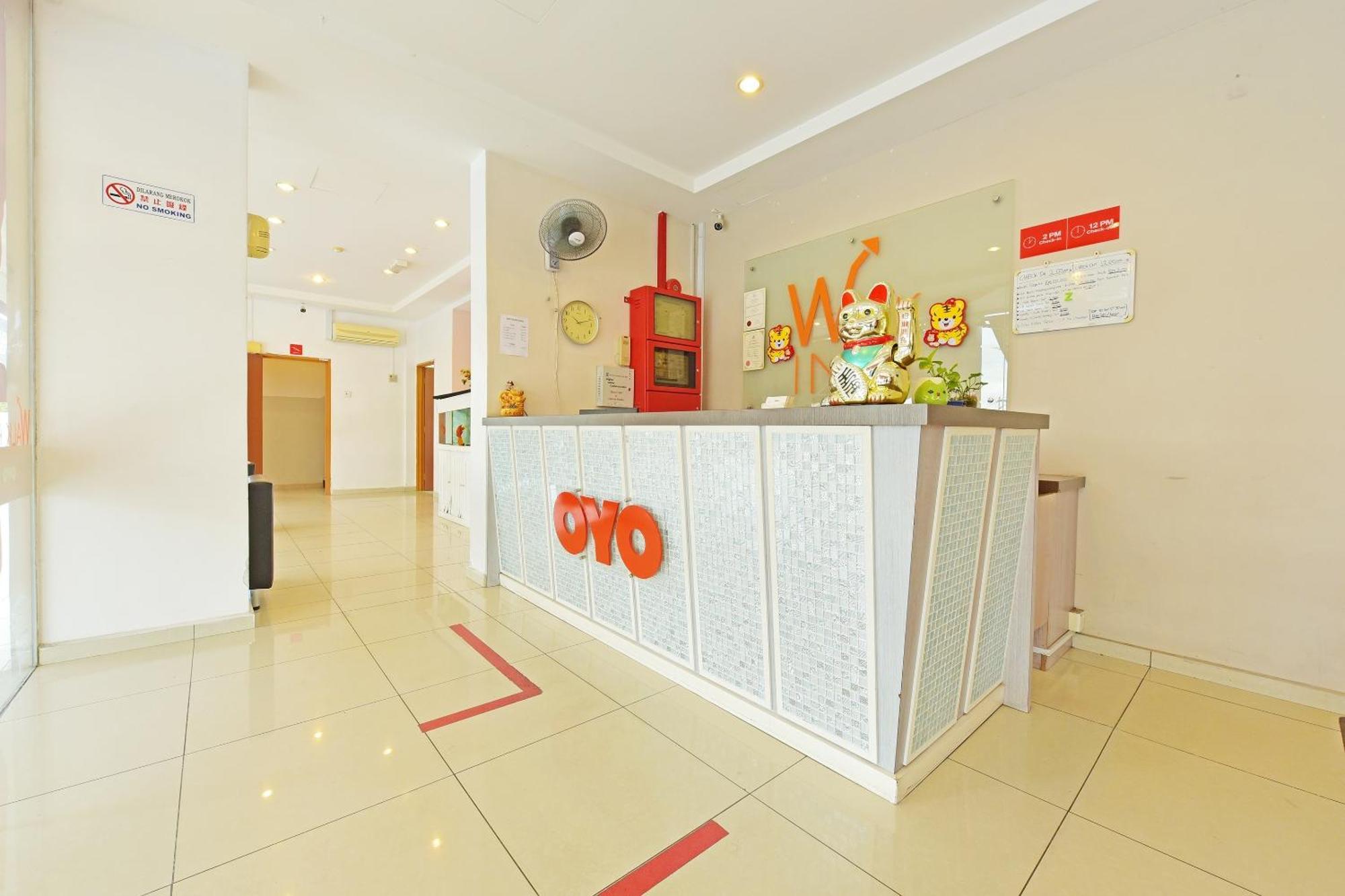 Oyo 582 Hotel Walk Inn Kampong Pasir Puteh  Ngoại thất bức ảnh