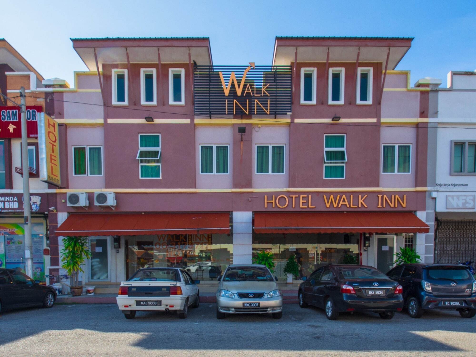 Oyo 582 Hotel Walk Inn Kampong Pasir Puteh  Ngoại thất bức ảnh