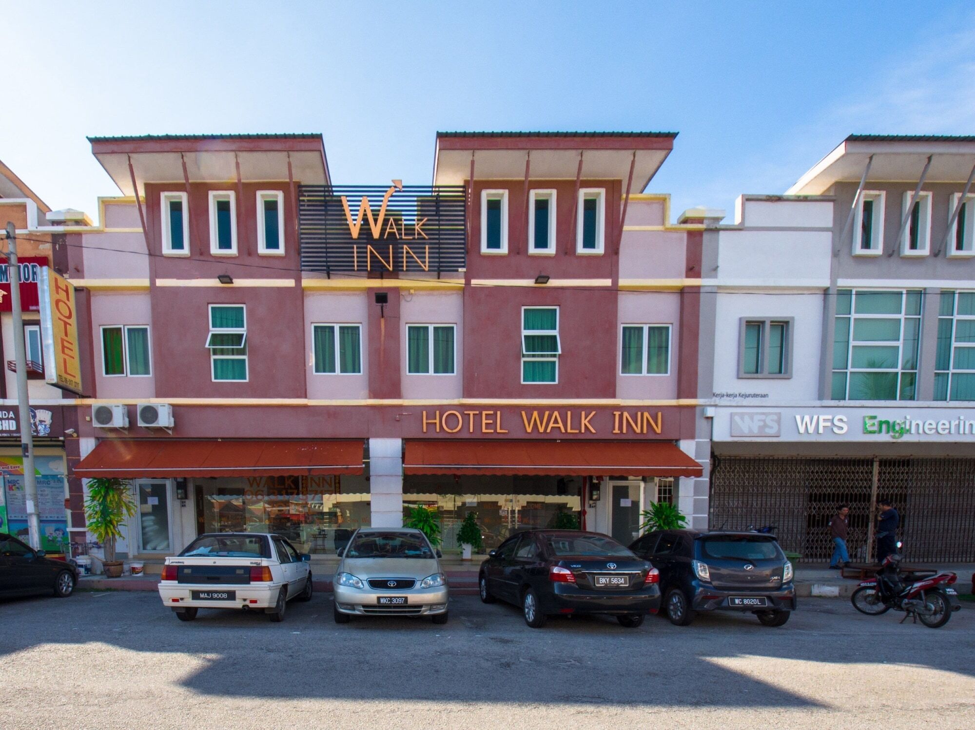 Oyo 582 Hotel Walk Inn Kampong Pasir Puteh  Ngoại thất bức ảnh